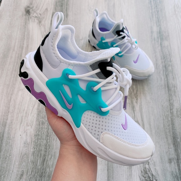 Nike Shoes - Nike react presto